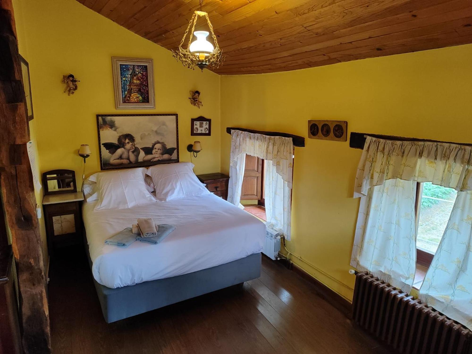 Casa Simon Guest House Cervera De Pisuerga Bagian luar foto