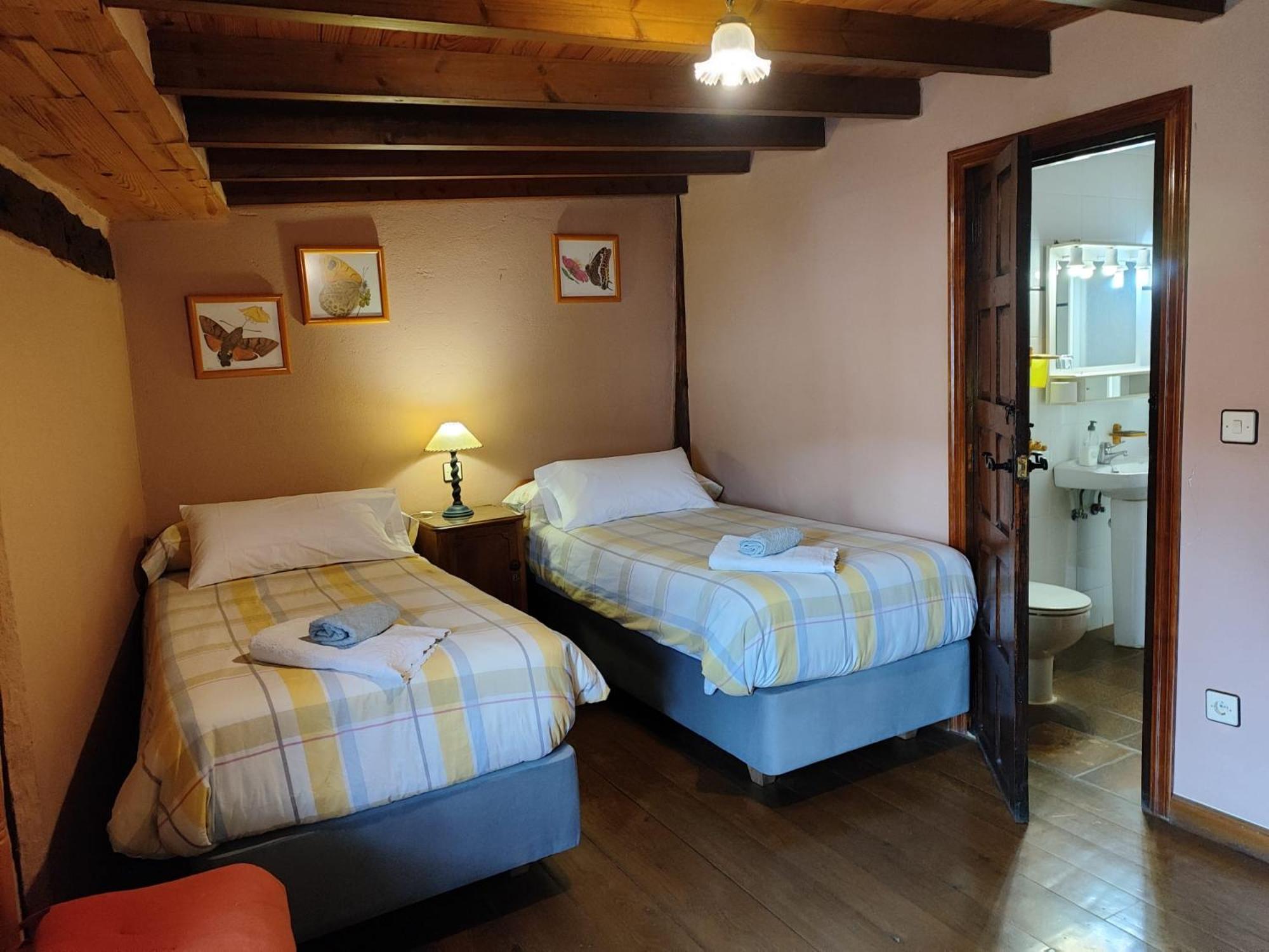 Casa Simon Guest House Cervera De Pisuerga Bagian luar foto
