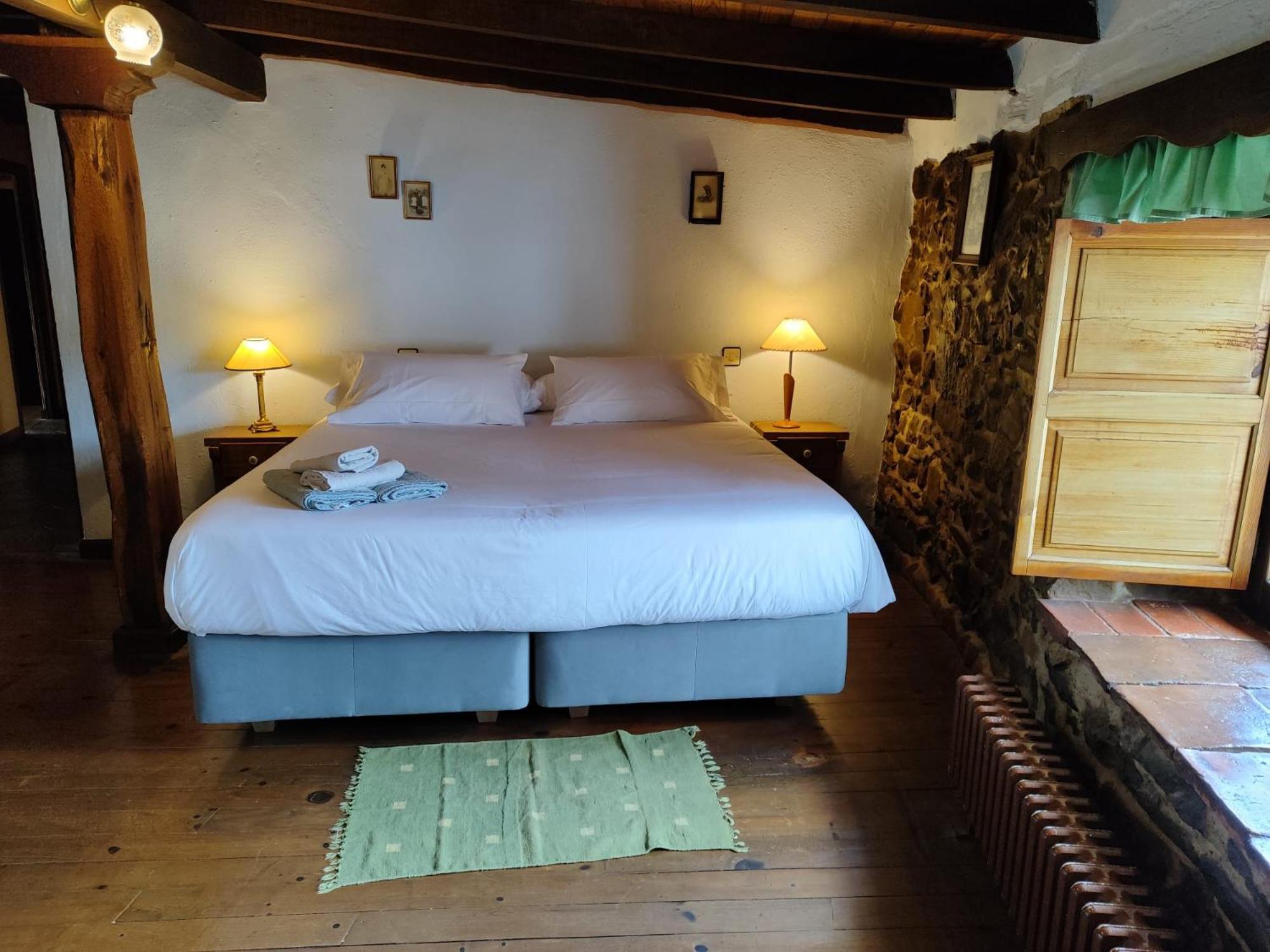 Casa Simon Guest House Cervera De Pisuerga Bagian luar foto